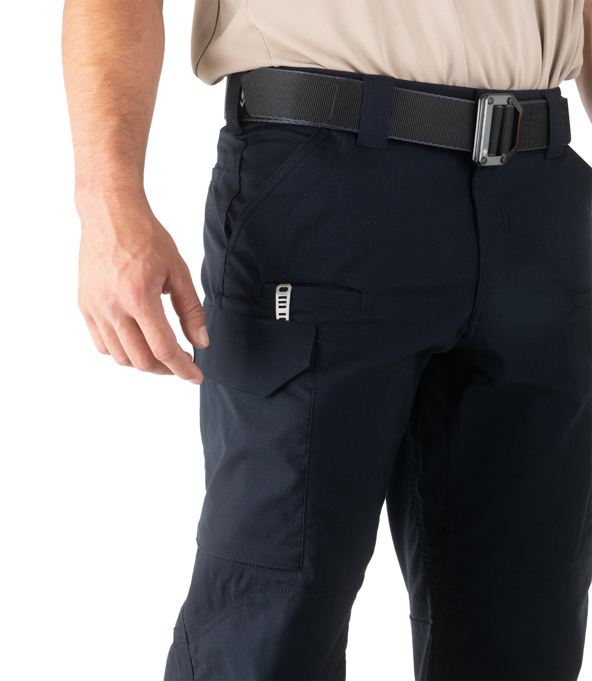 Pocket of Mens V2 Tactical Pants in Midnight Navy |color_midnight navy