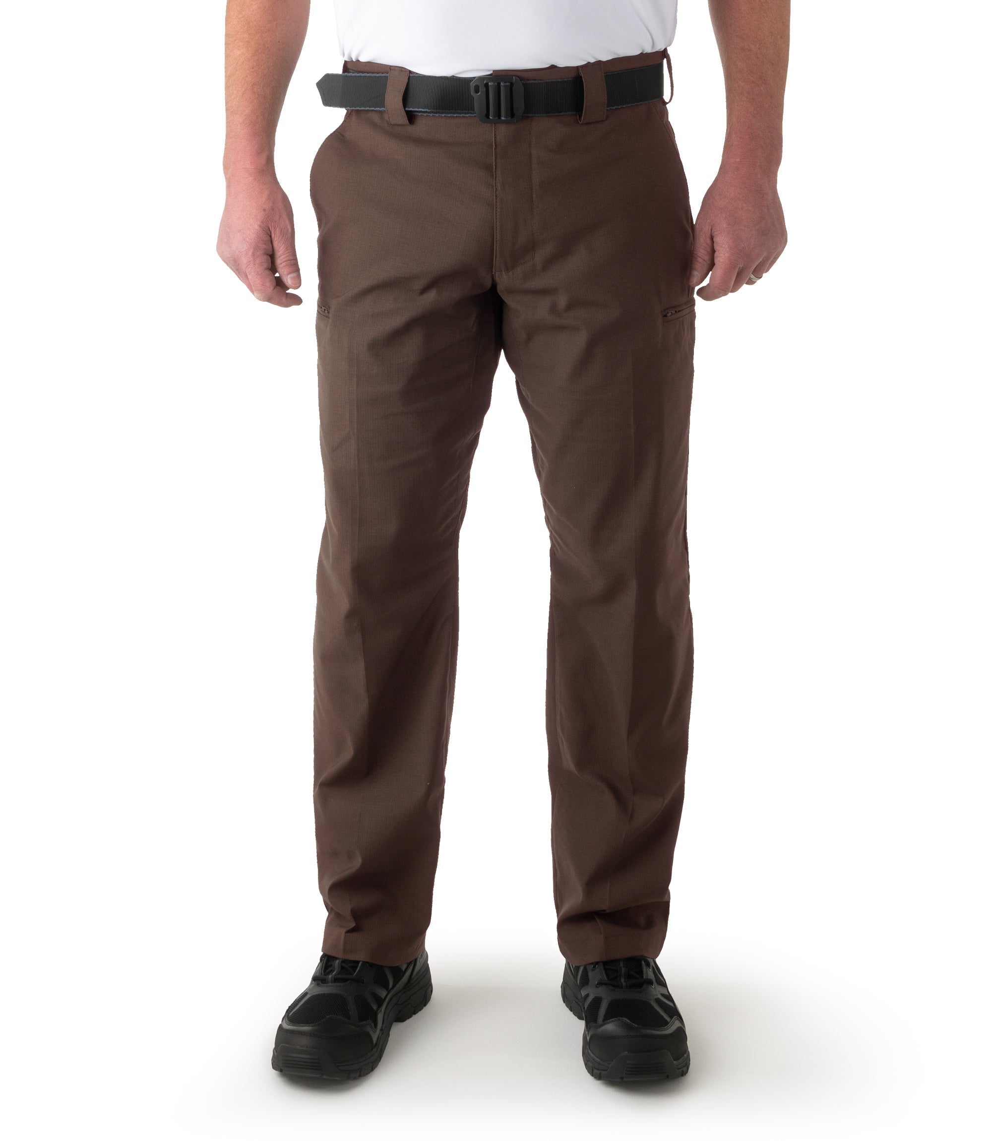 Front of Men's V2 Pro Duty 6 Pocket Pant in Kodiak Brown |color_kodiak brown