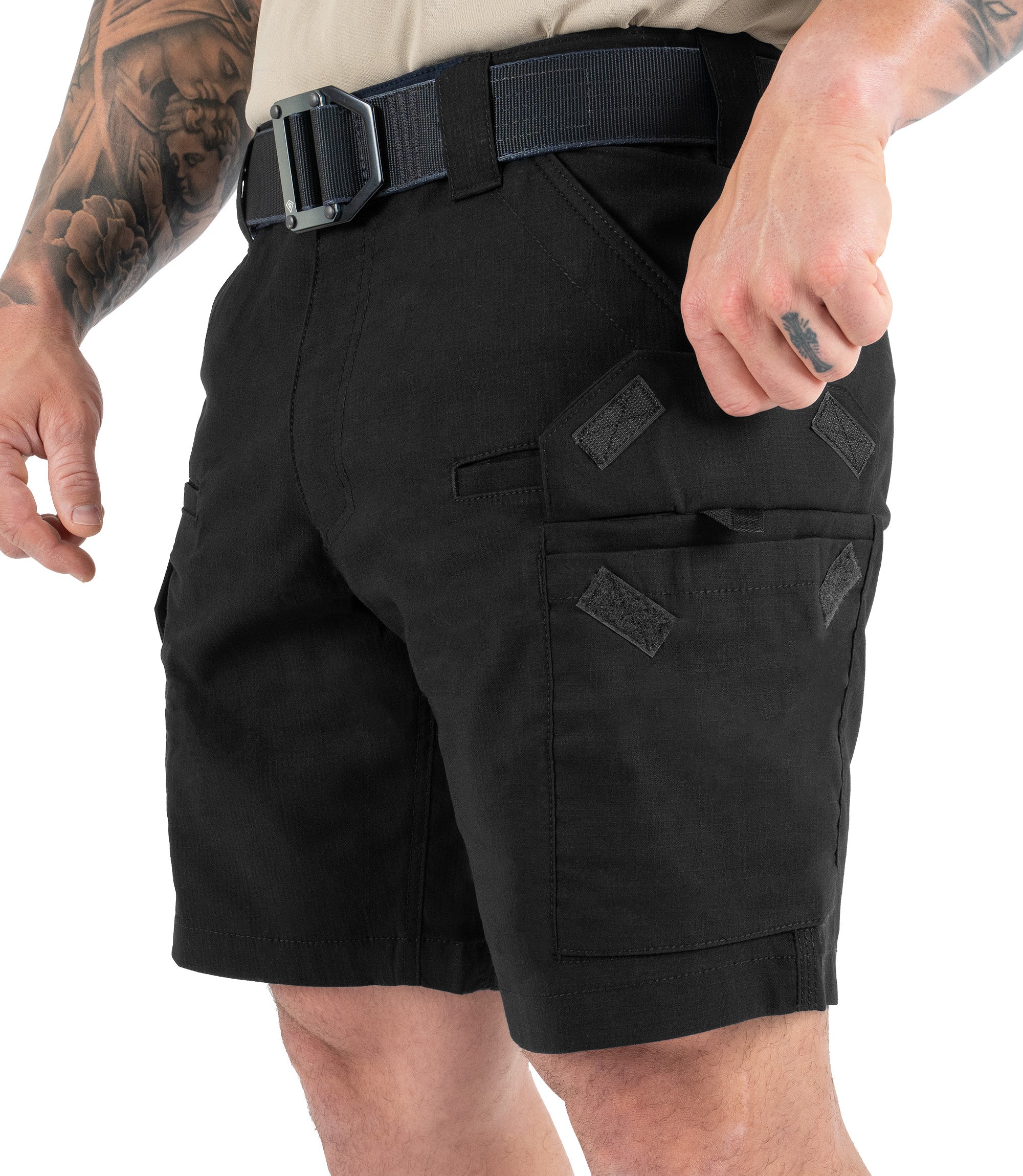 Open flap pocket with velcro closure view of Men's V2 Tactical Short in black|color_black