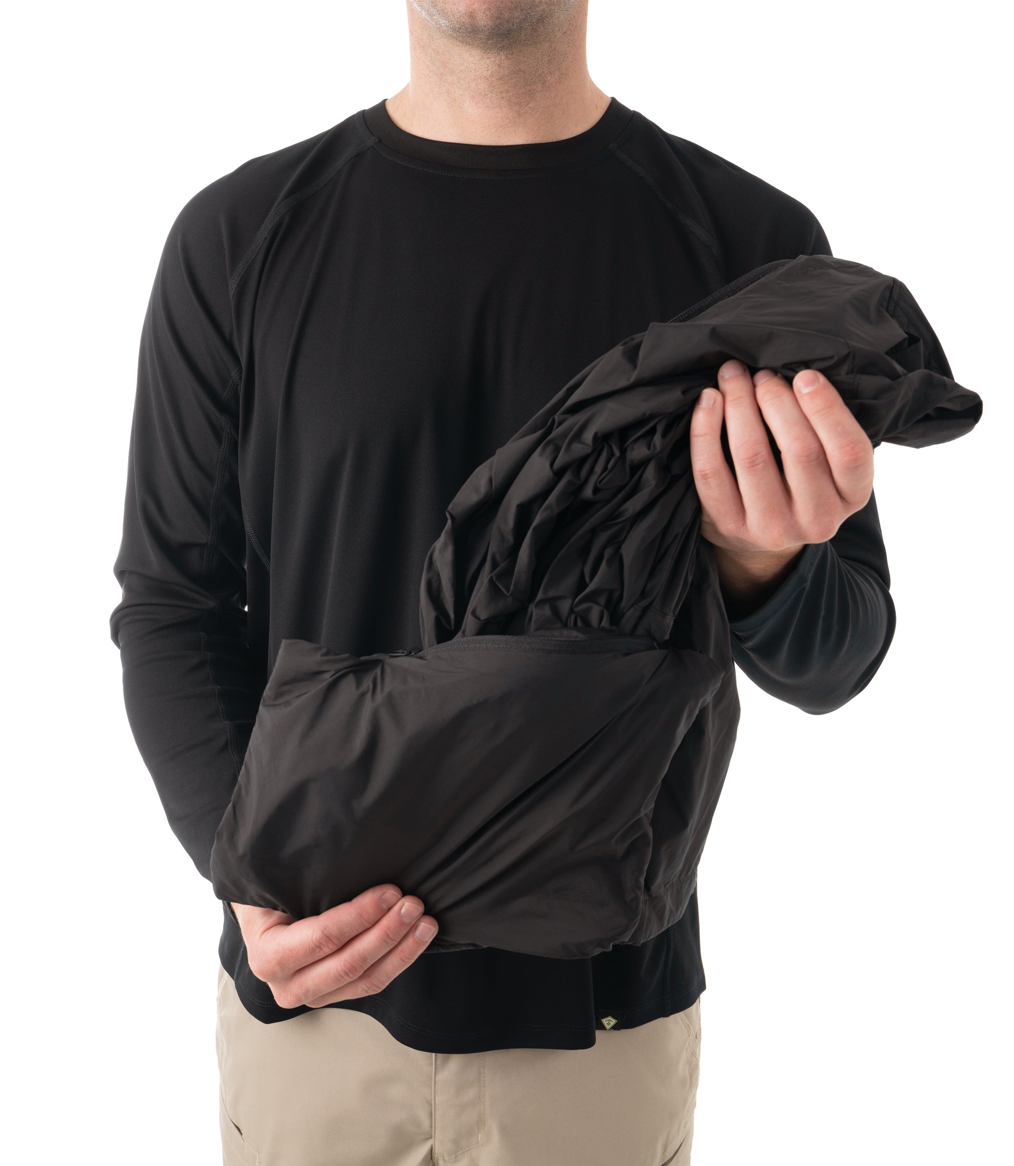 Unpacking of Men's Pack-It Jacket in Black |color_black