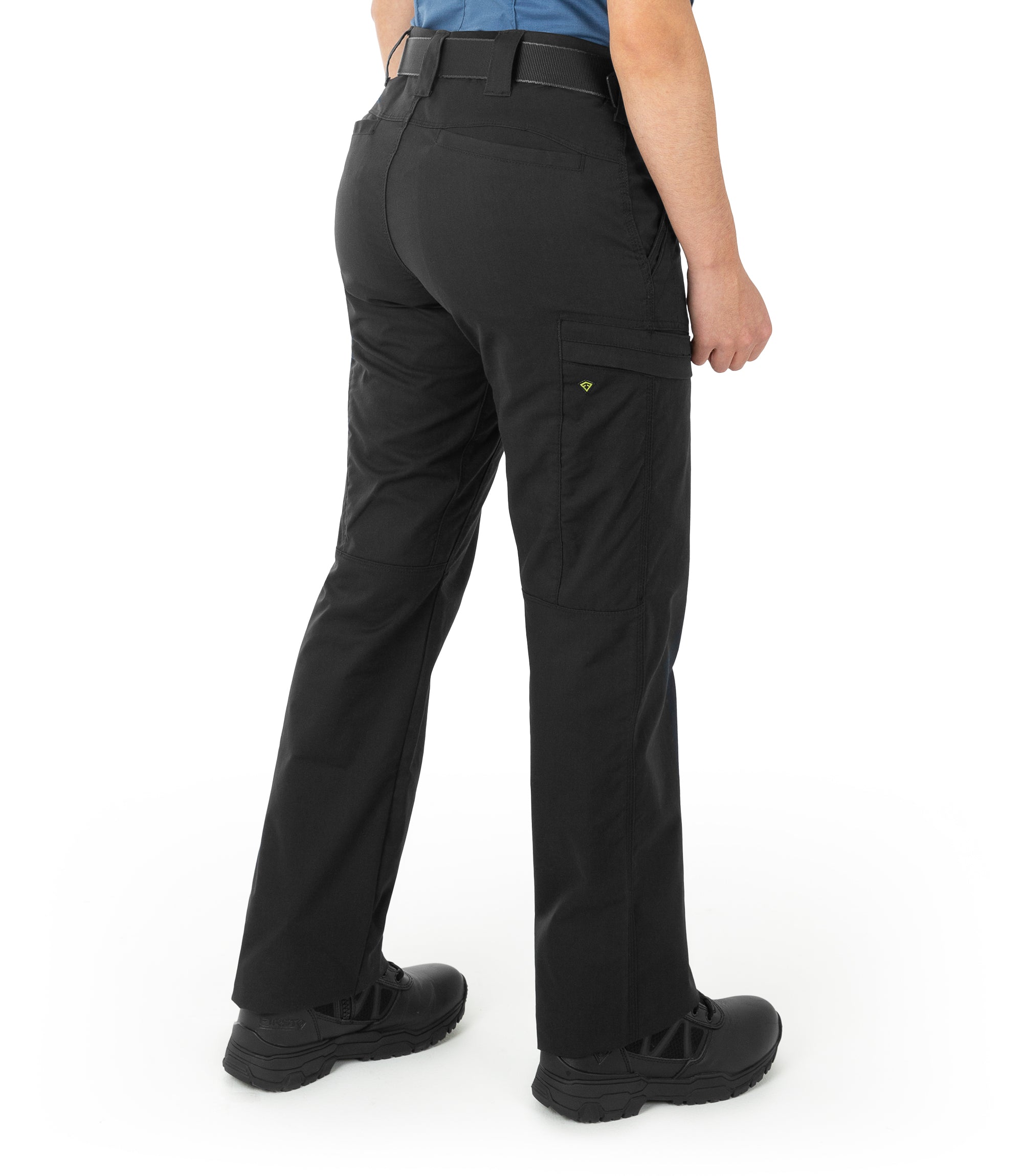 Side of Women's A2 Pant in Black |color_black