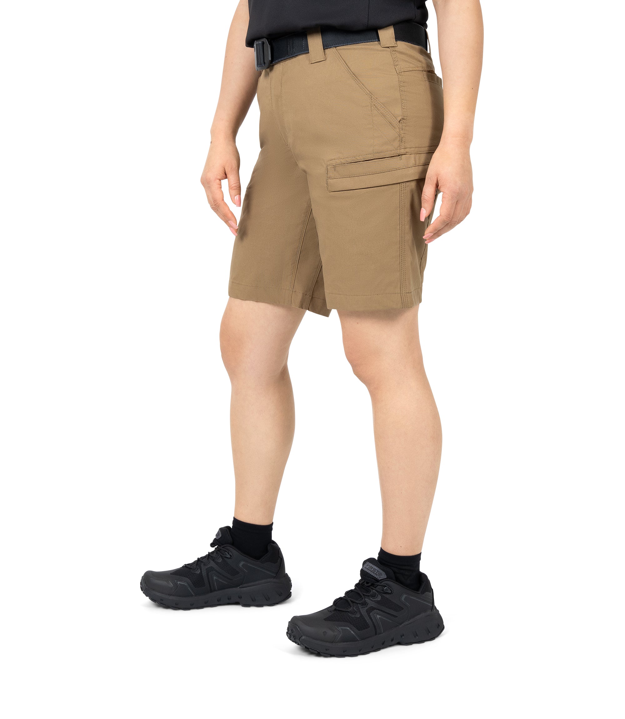 Front left 1/4 side view of Women's A2 Short in coyote brown|color_coyote brown