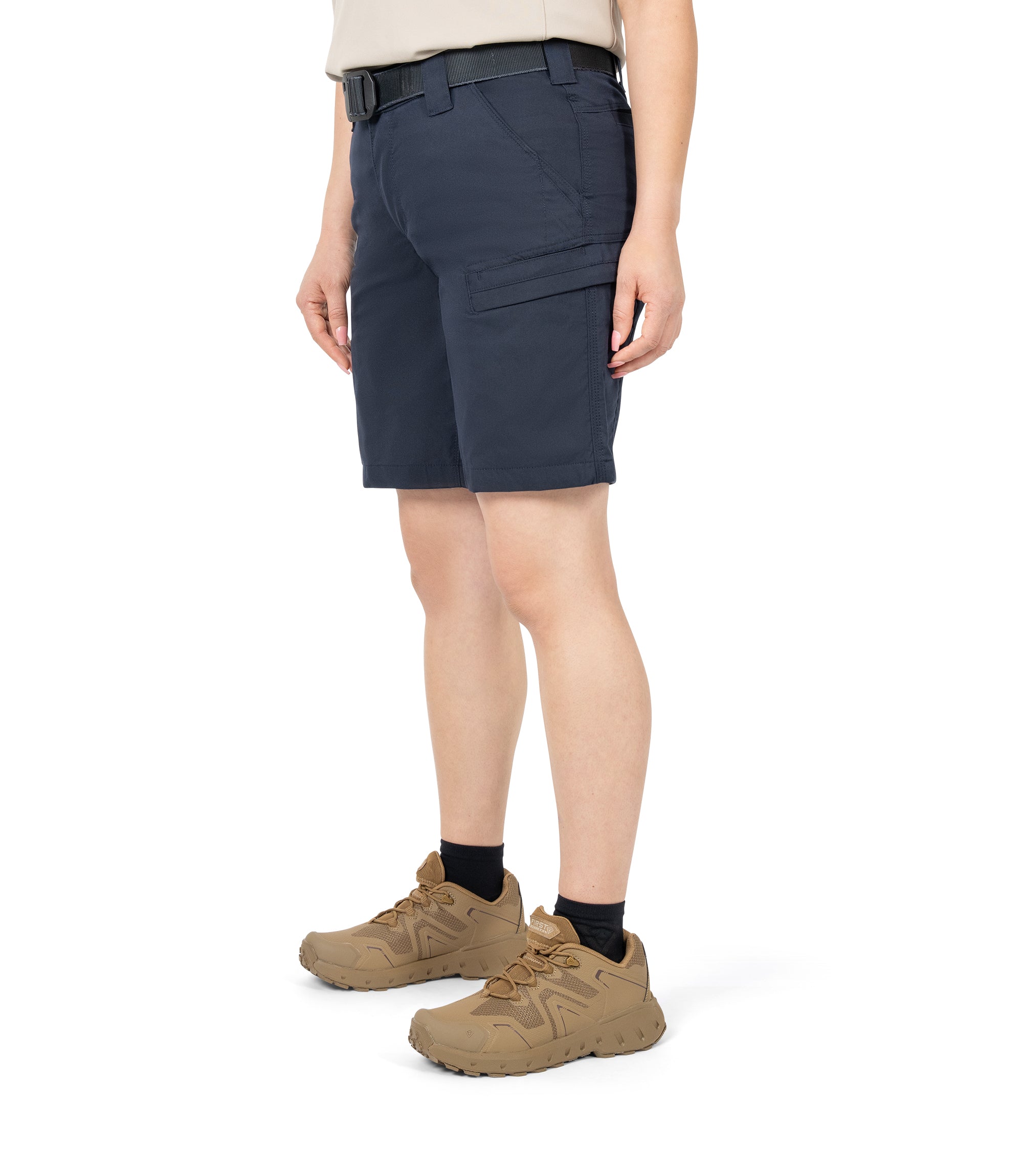 Front 1/4 side view of Women's A2 Short in Midnight Navy|color_midnight navy