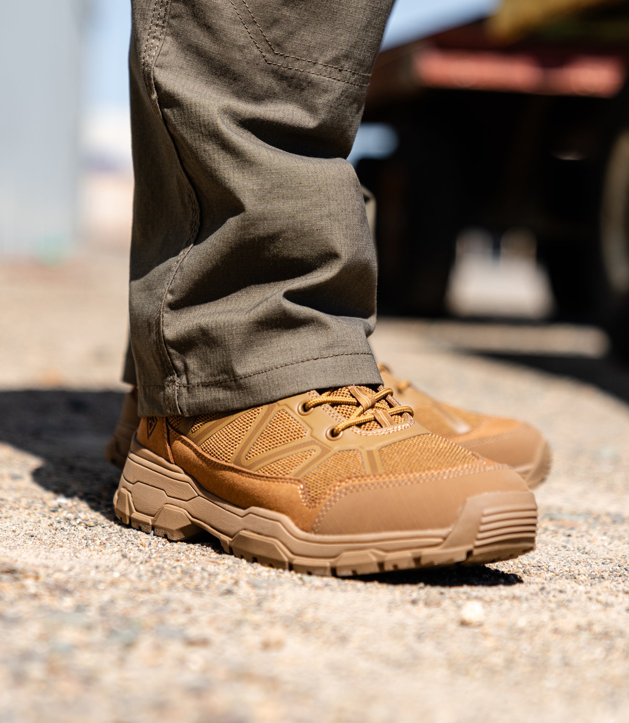 Lifestyle Photo of Men's 5" Operator Boot in Coyote|color_coyote