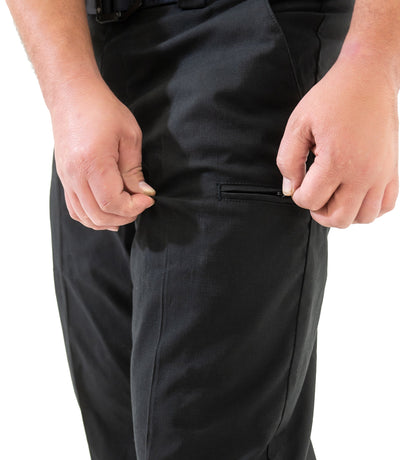 Pocket of Men's V2 Pro Duty 6 Pocket Pant in Black