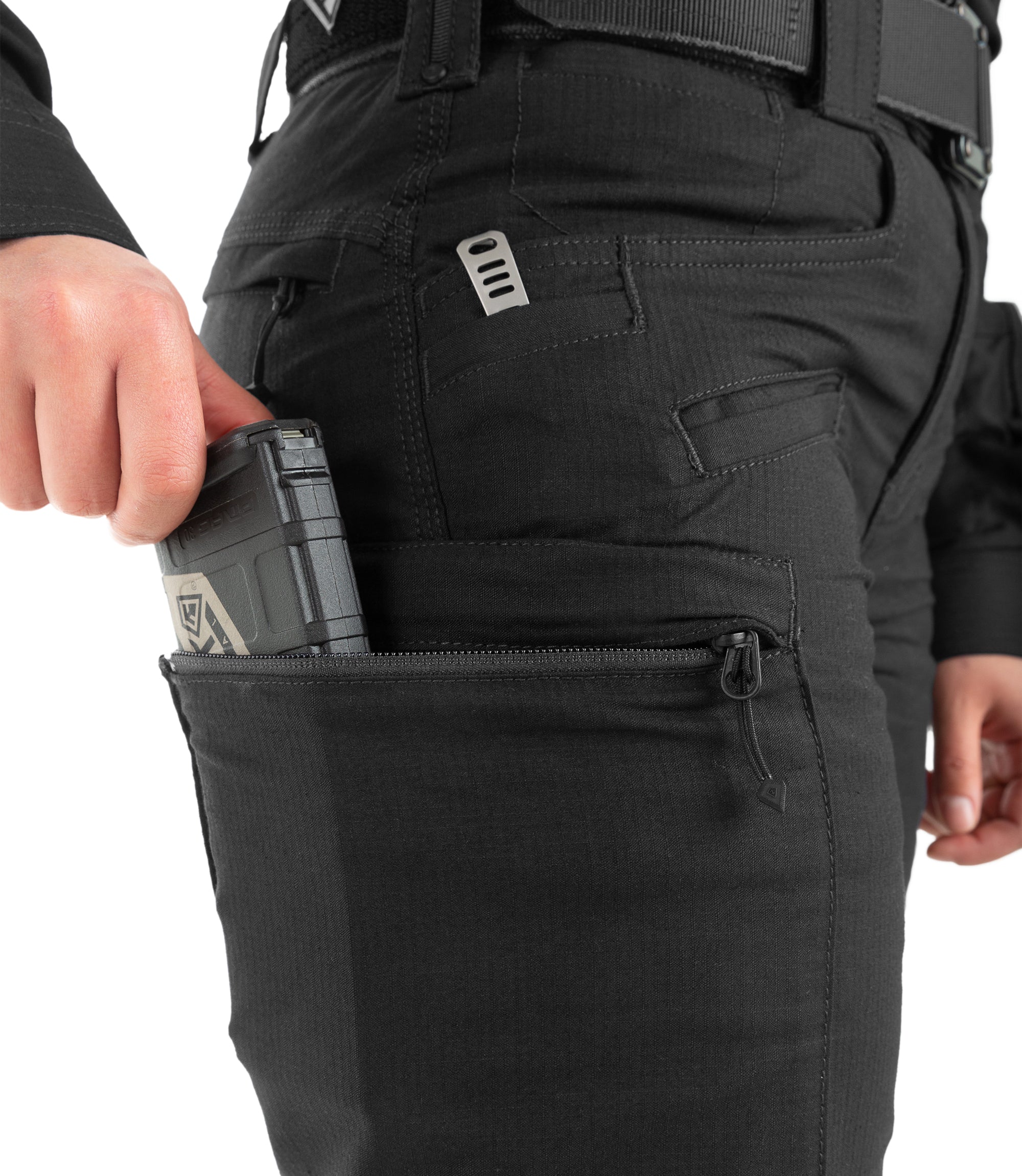 Side Pocket of Women's Defender Pant in Black |color_black