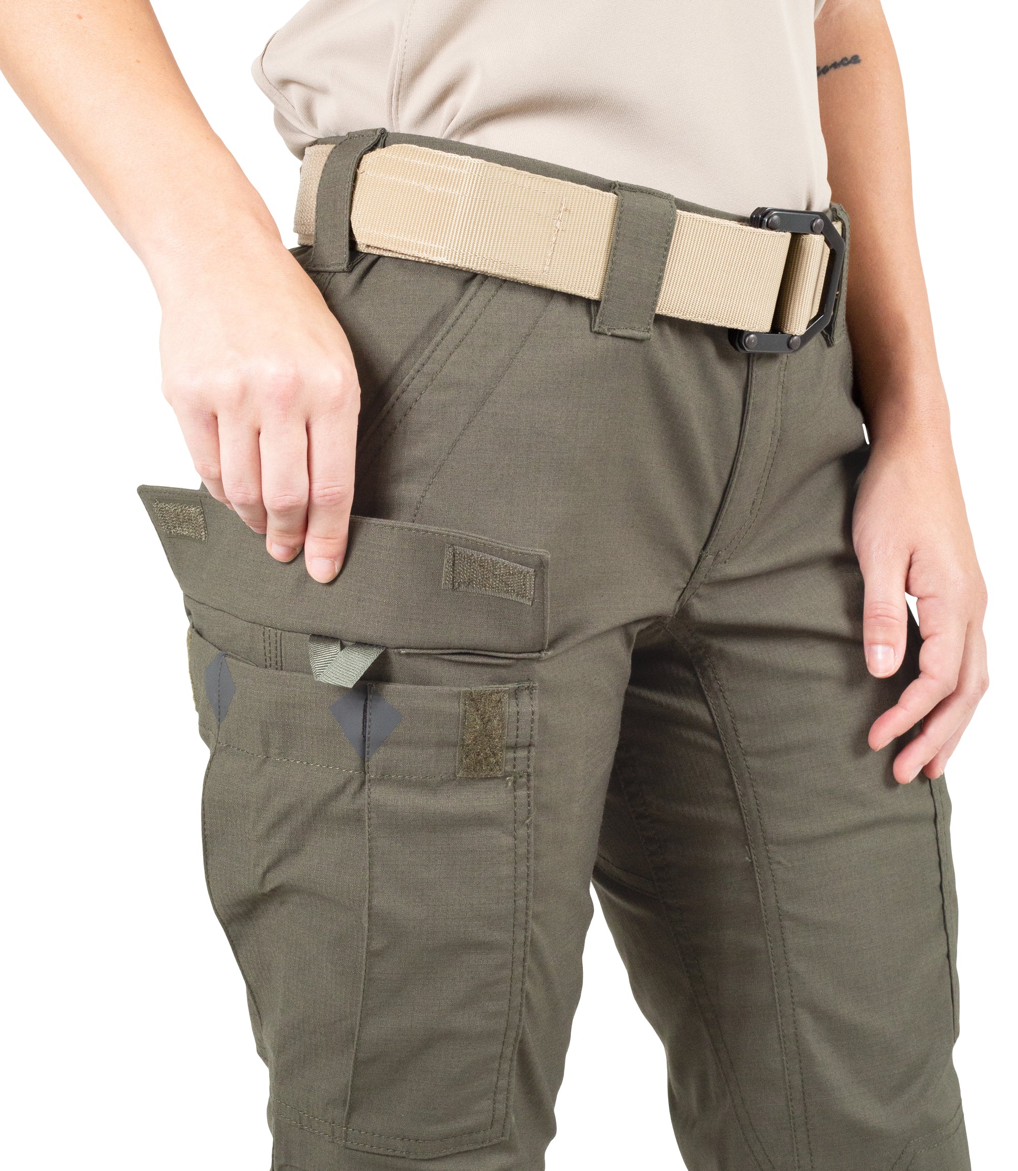 Open Pocket of Women's V2 BDU Pant in OD Green |color_od green