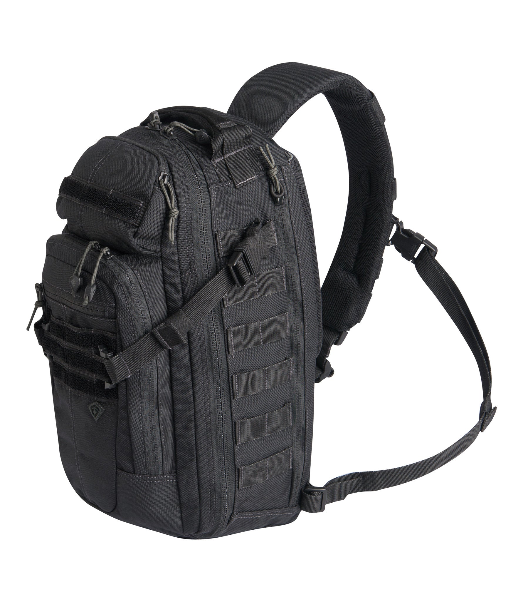 Front of Crosshatch Sling Pack 19L in Black |color_black