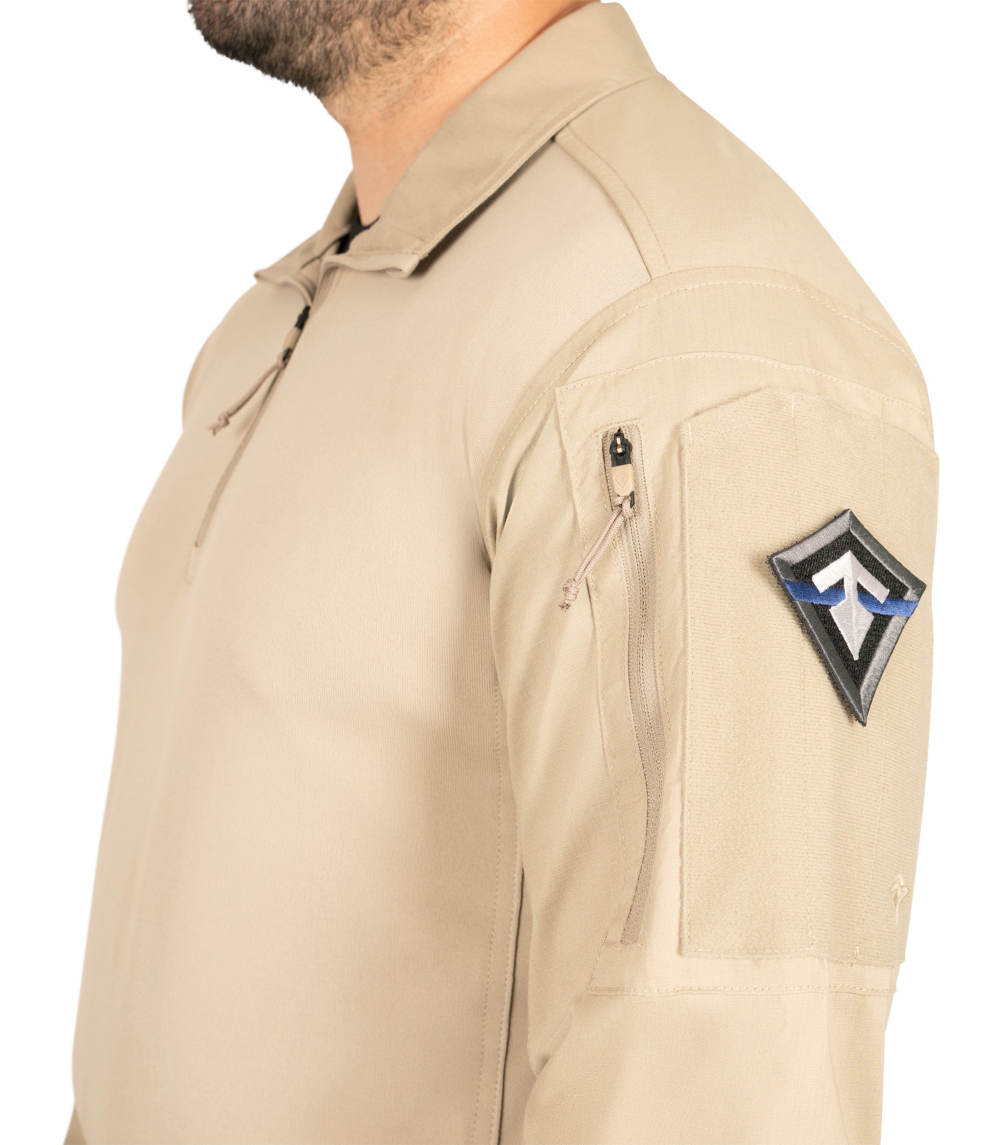 Zip-secured sleeve pockets with loop overlay and built-in pen pocket |color_silver tan