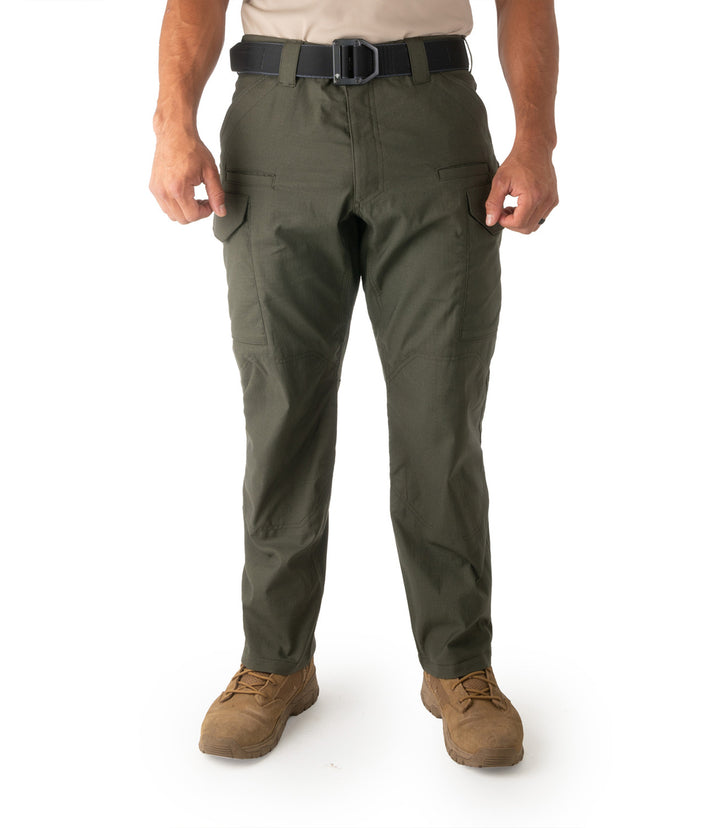 RIG Men Casual Solid Green Jogger Pants - Selling Fast at Pantaloons.com