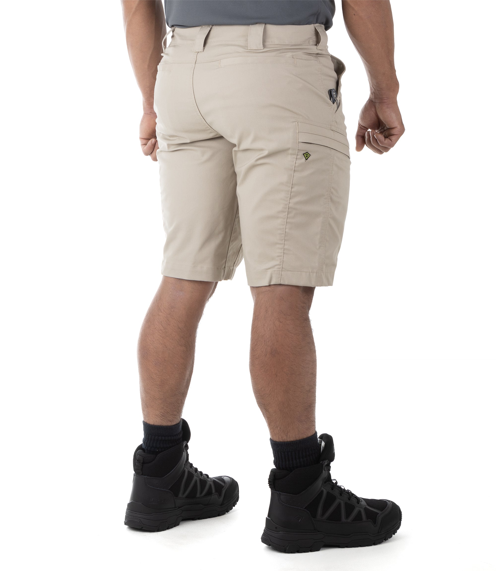Side of Men's A2 Short in Khaki |color_khaki