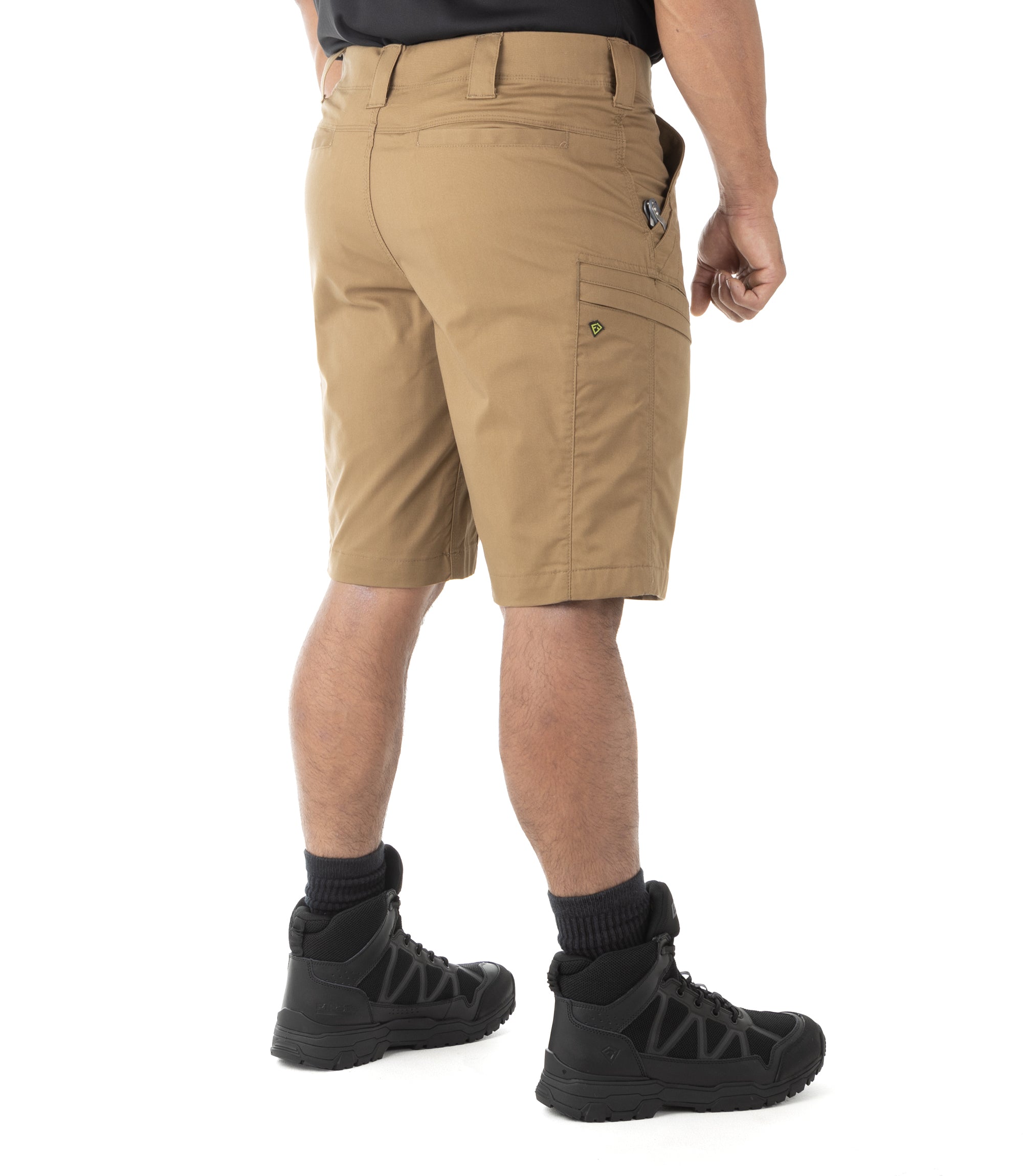 Side of Men's A2 Short in Coyote Brown |color_coyote brown