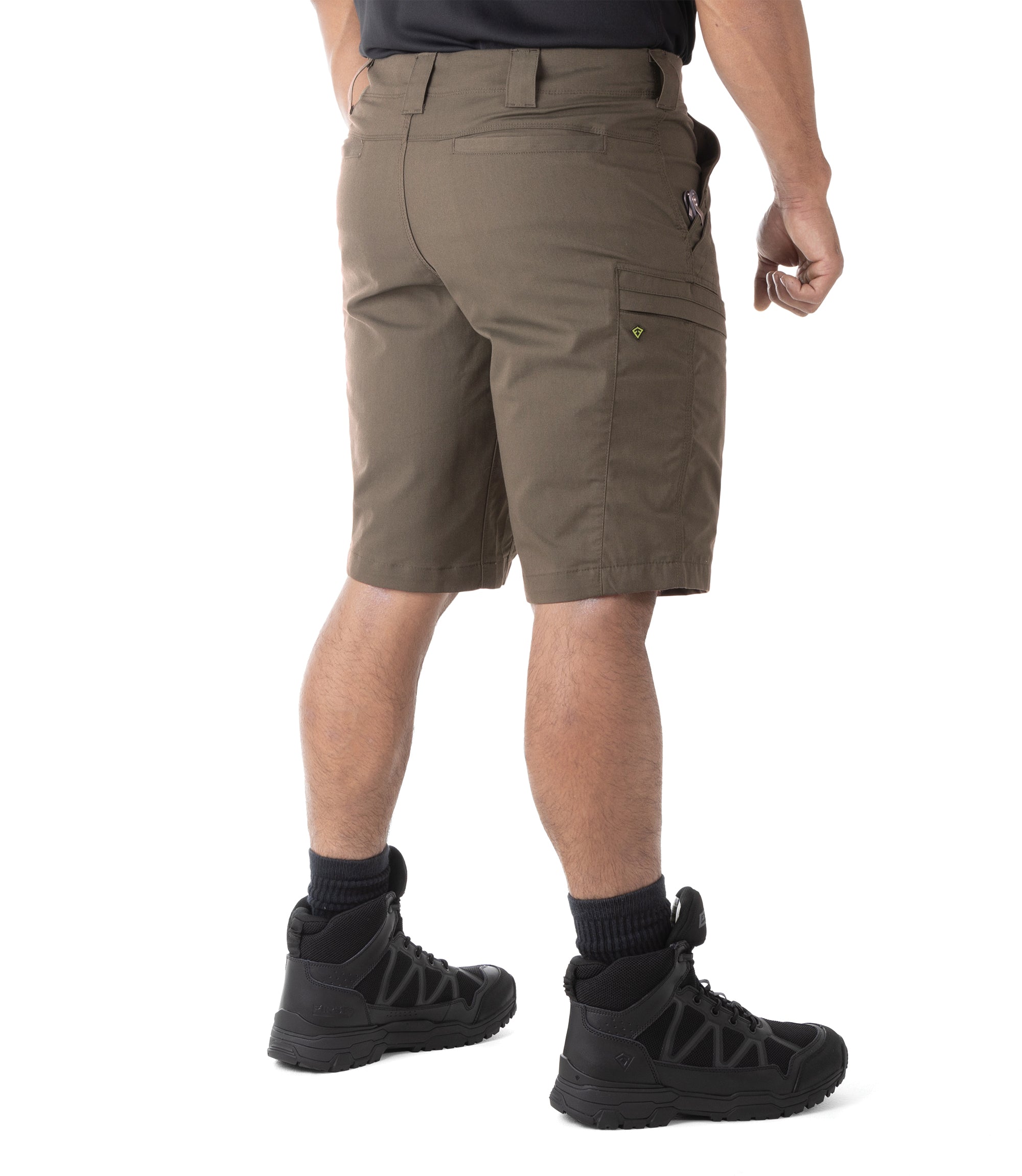 Side of Men's A2 Short in Ranger Green |color_ranger green