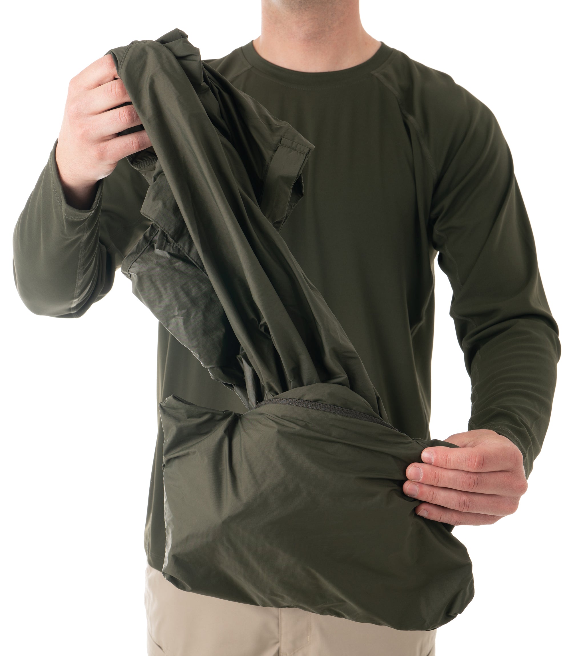 Unpacking of Men's Pack-It Jacket in OD Green |color_od green