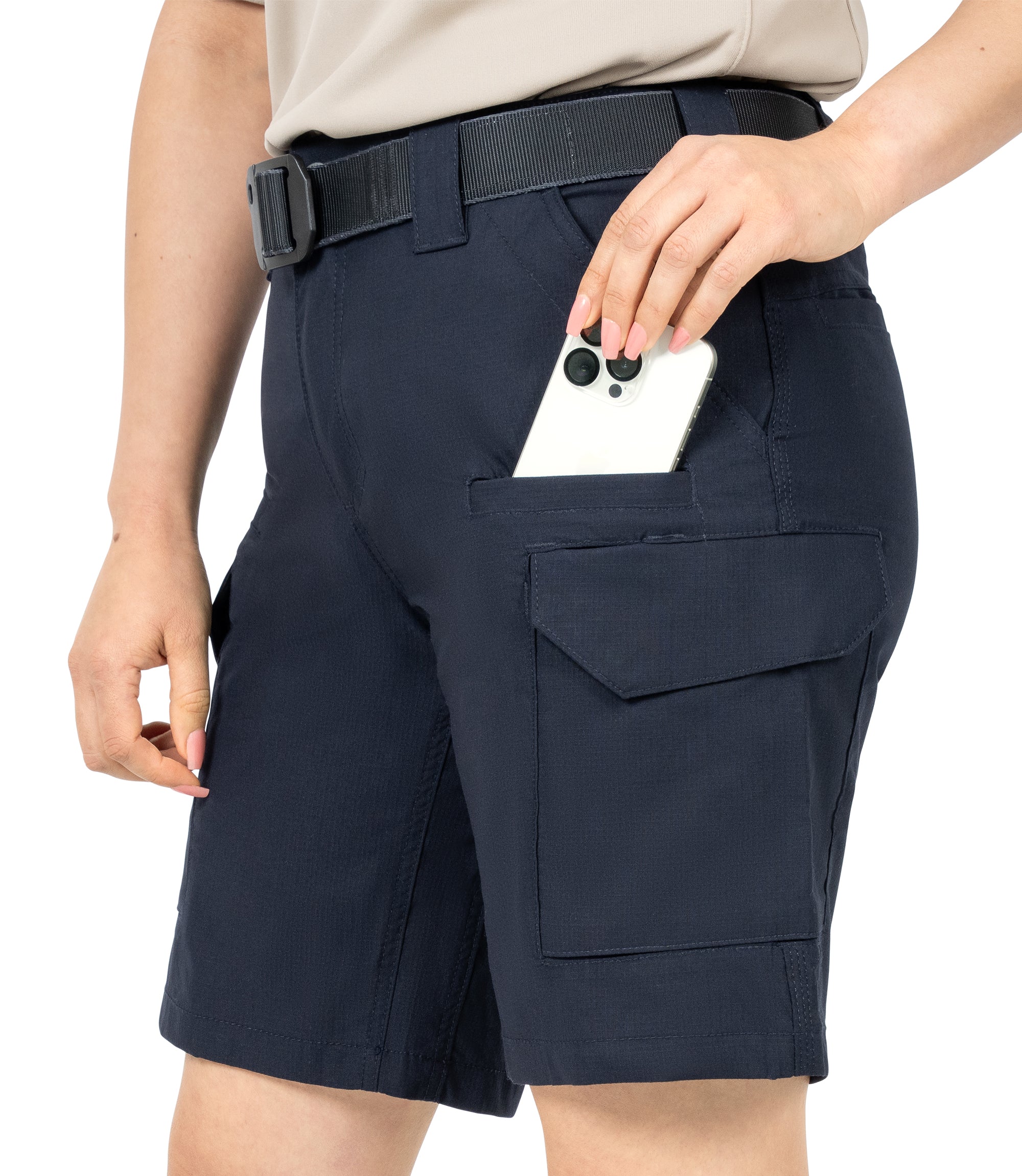 Close-up of cell phone entering side pocket |color_midnight navy