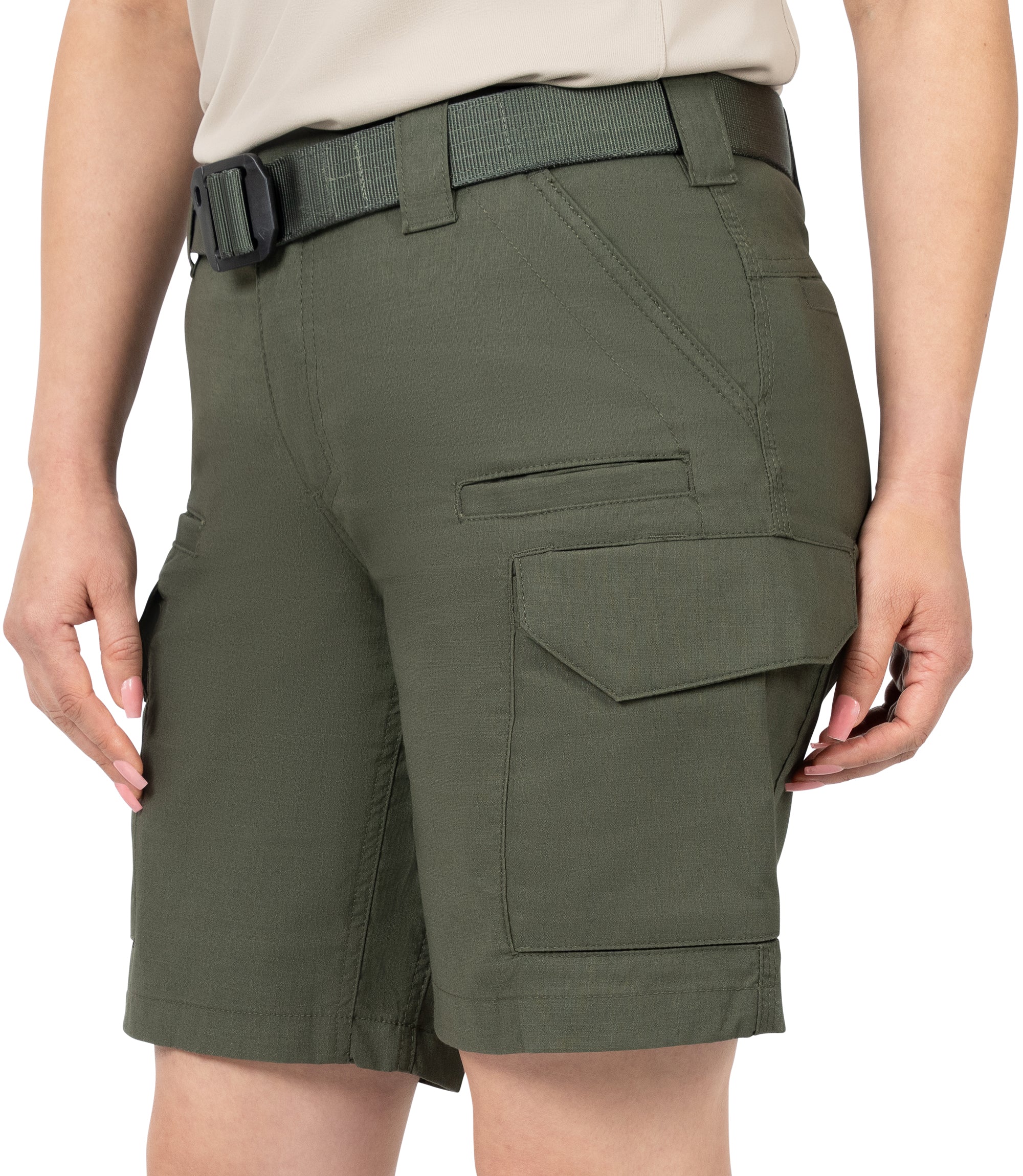 Close-up view of side pockets |color_OD Green