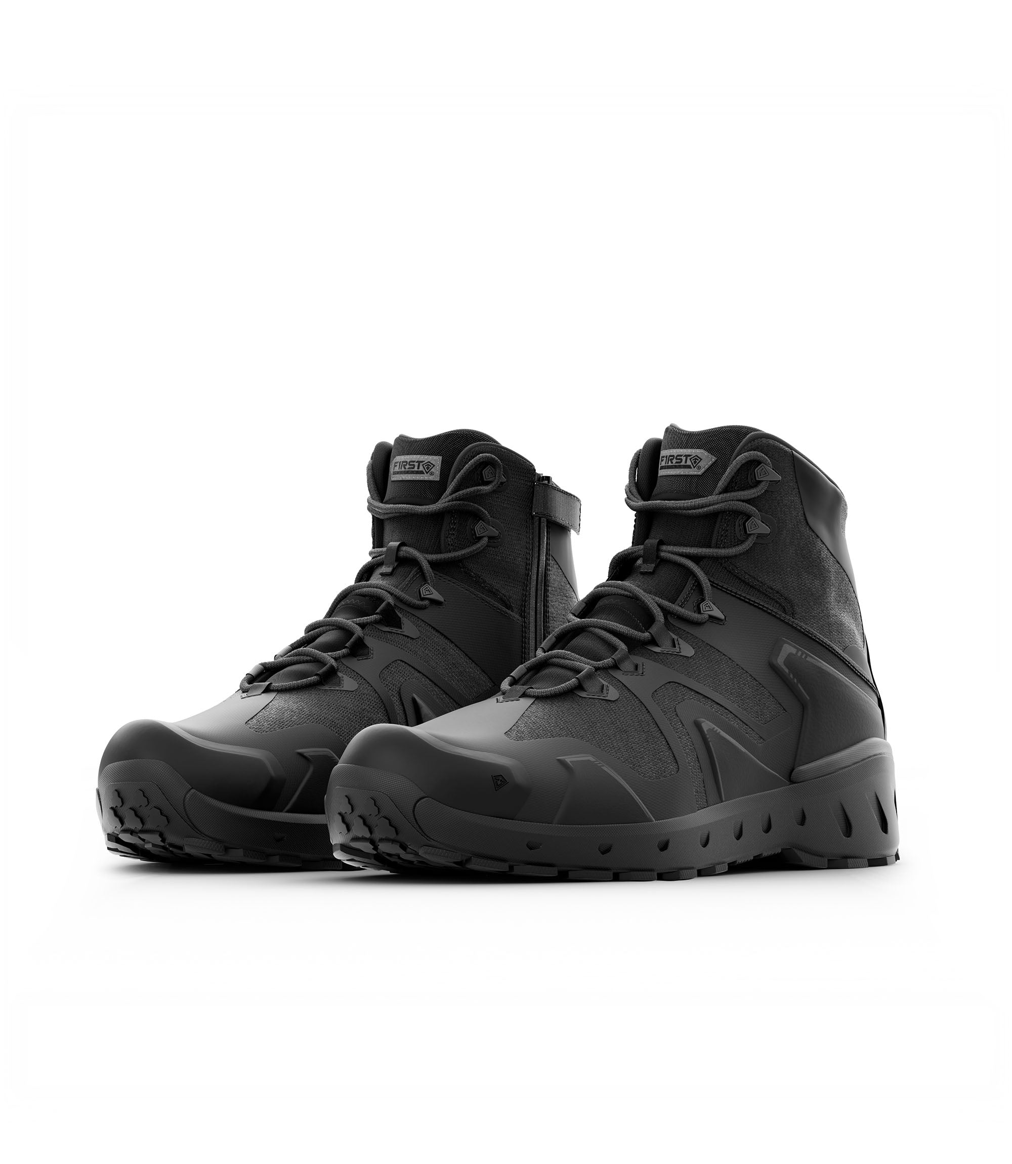 Side by side photo of Men's 5“ AERO-TAC™ Side-Zip Mid in black|color_black