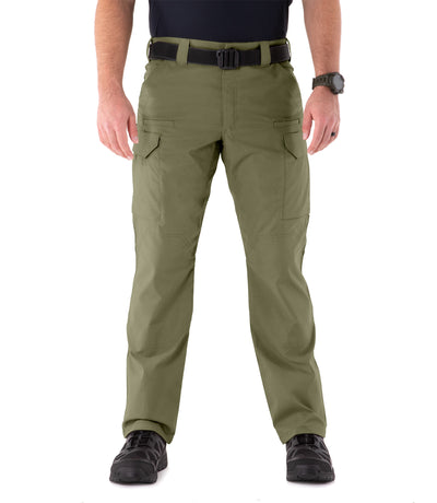 Front of Men's V2 Tactical Pants in Basic Green