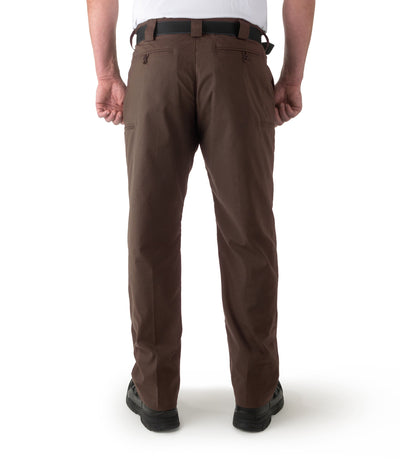 Back of Men's V2 Pro Duty 6 Pocket Pant in Kodiak Brown